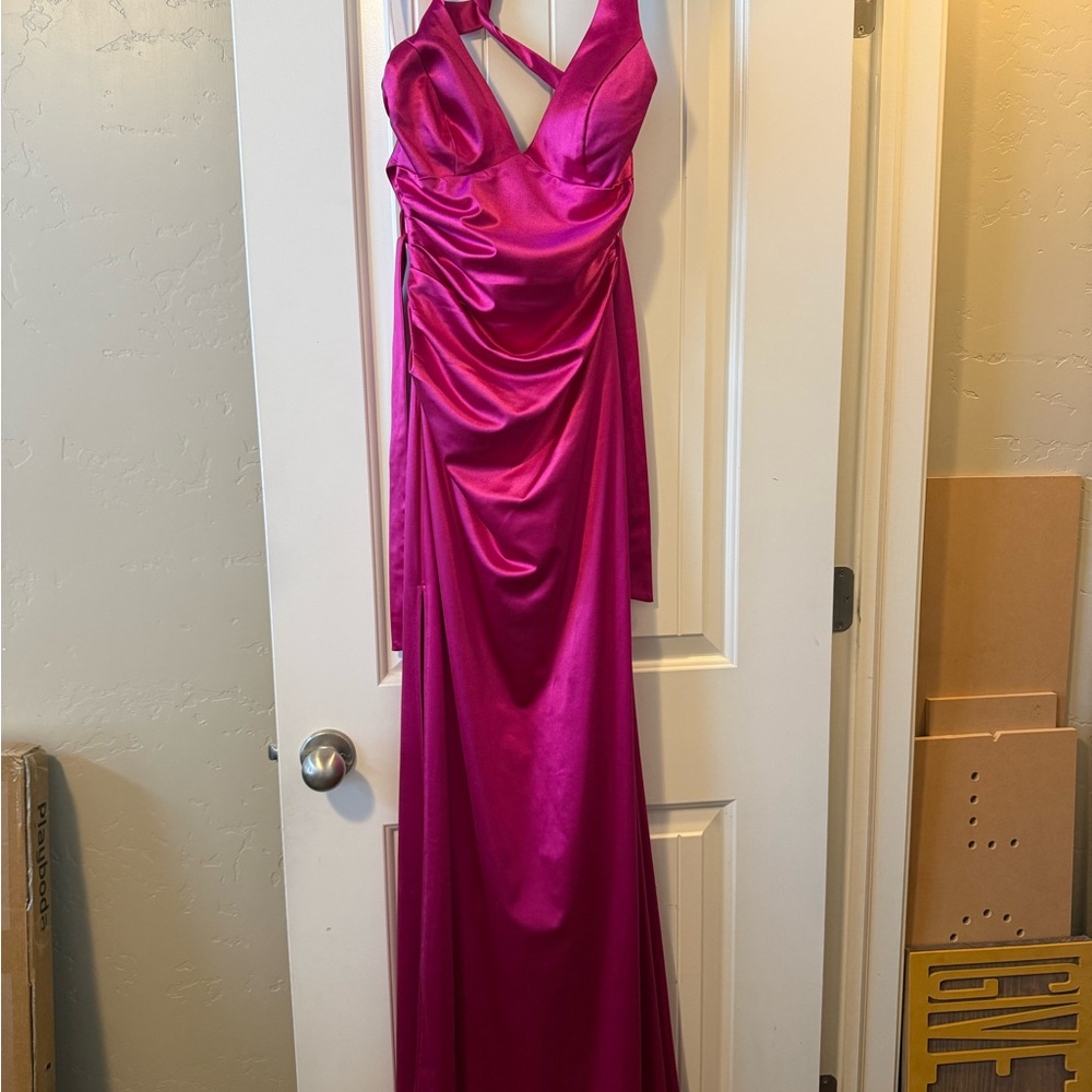 Elegant Fuchsia Evening Gown